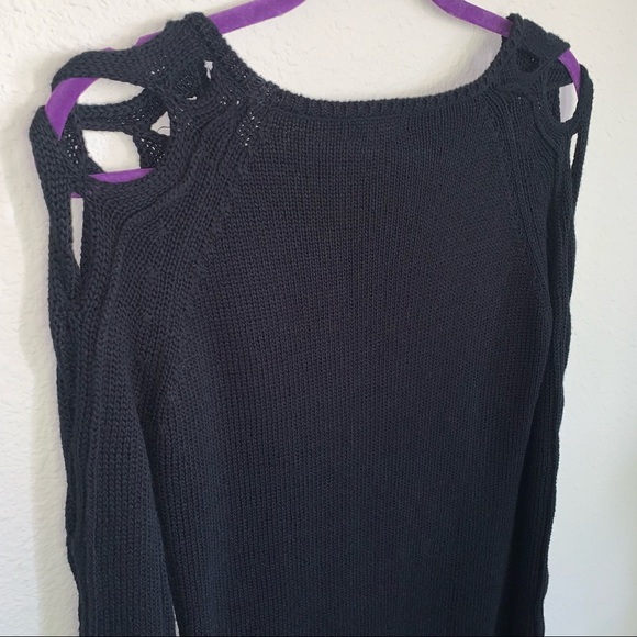 Venus Black Braided Sleeve Sweater - Picture 5 of 13